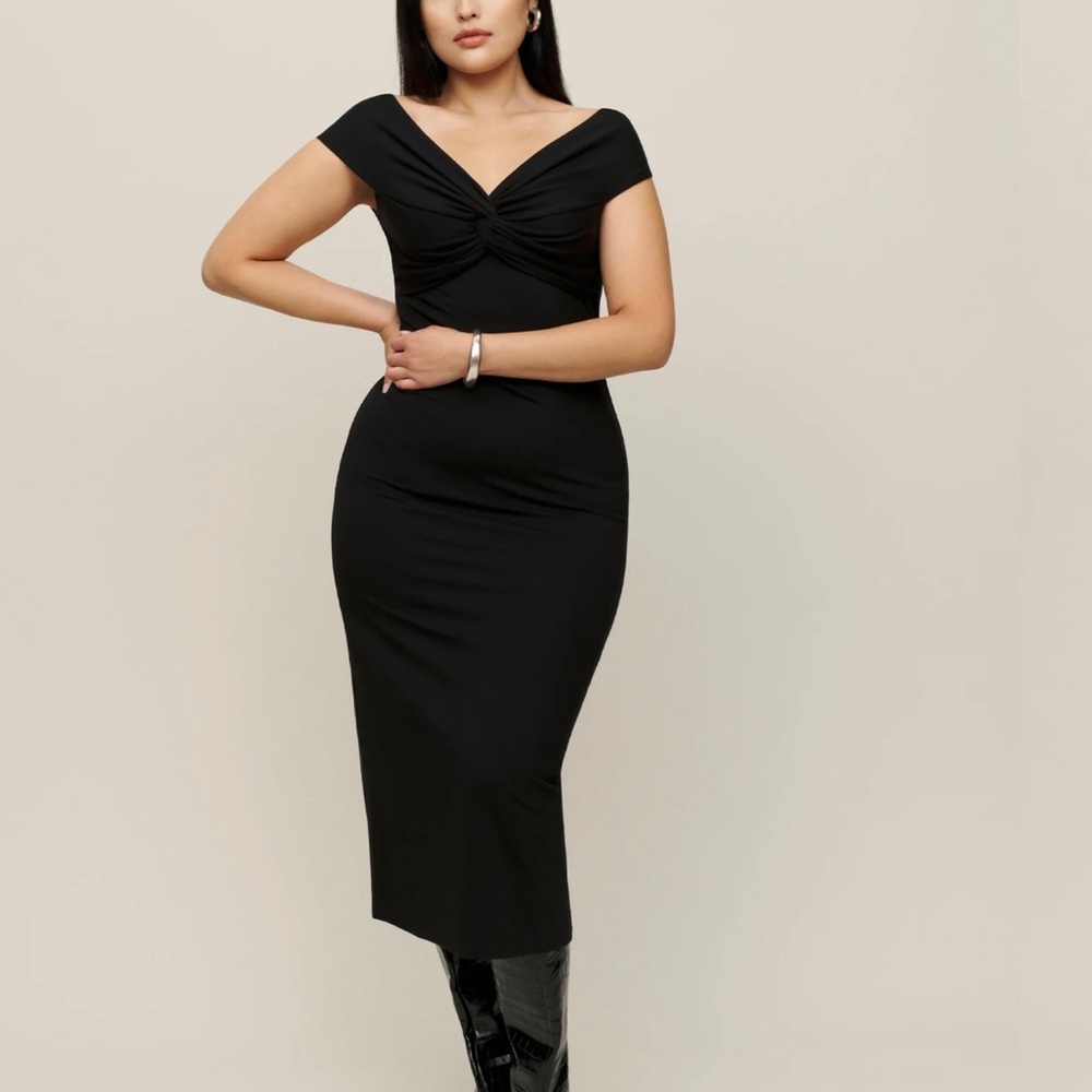 Reformation Toulon Dresss - Picture 2 of 8